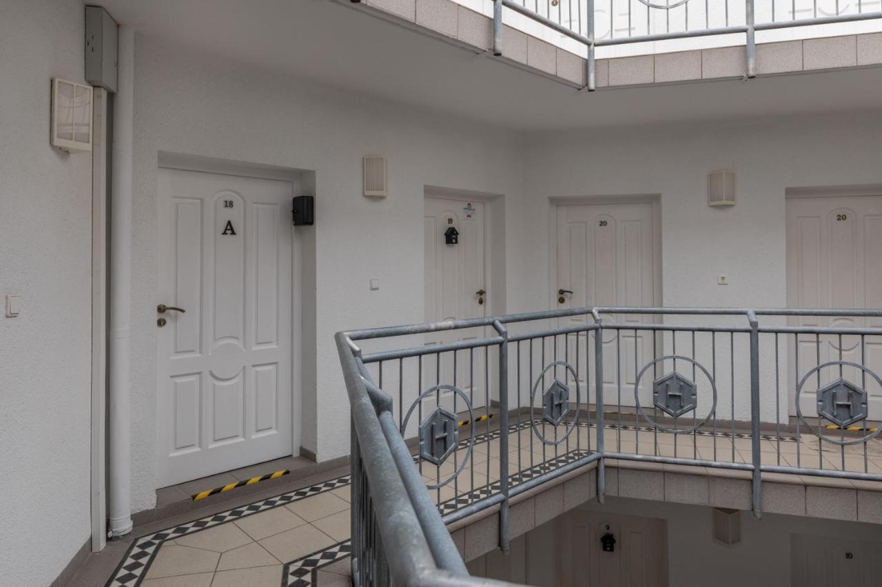 Zielona Apartment Grzybowo By Noclegi Renters Bagian luar foto